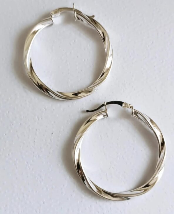 Argollas redondas entorchadas. Plata 9.25